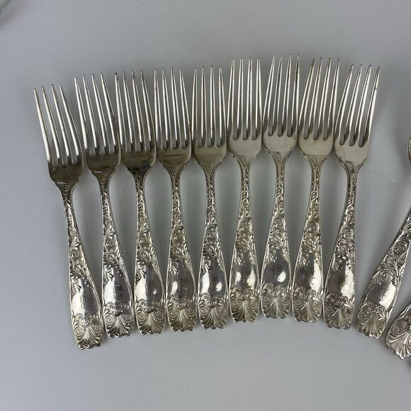 Gorham Royal Flowering Crown 1887 Silver Plate 12 Dinner 9 Salad Forks 1 Spoon - Picture 3 of 16